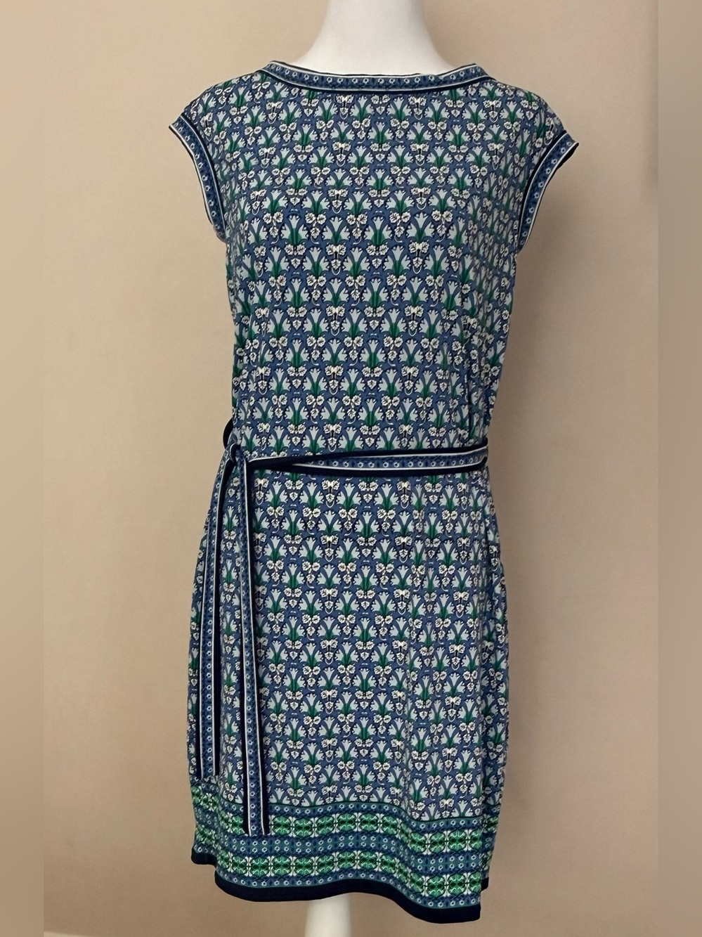 Max Studio Sleeveless Summer Dress with matching belt